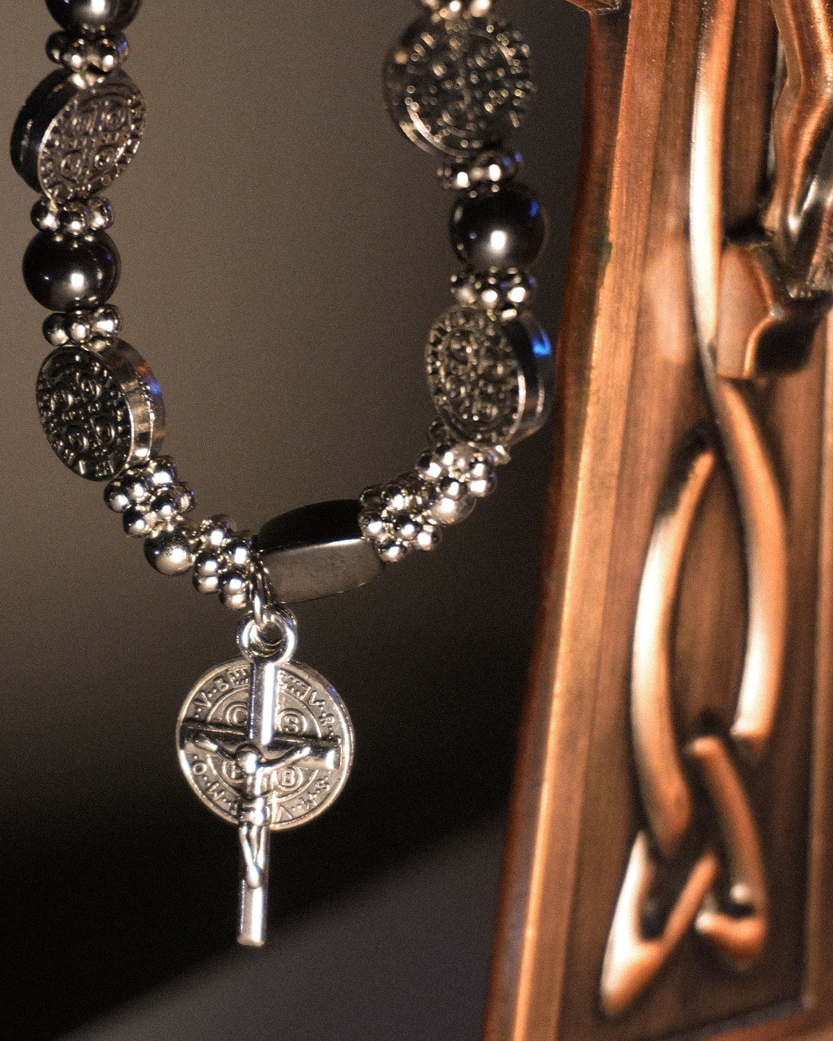 CRUX BENEDICTI CHARM BRACELET